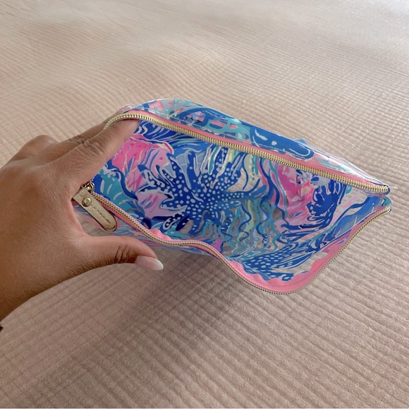 🌴Lilly Pulitzer🌴 Clear Travel Makeup Bag in Celestial Blue Seek and Sea 🌊 - Picture 10 of 10